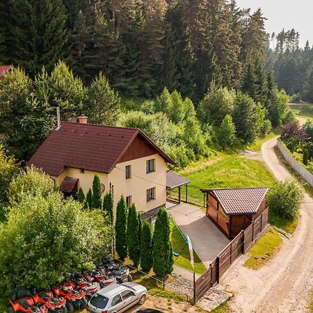 Вилла Casa Georgea Сэчеле Экстерьер фото