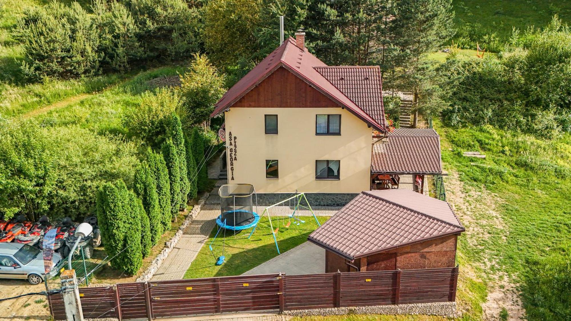 Вилла Casa Georgea Сэчеле Экстерьер фото