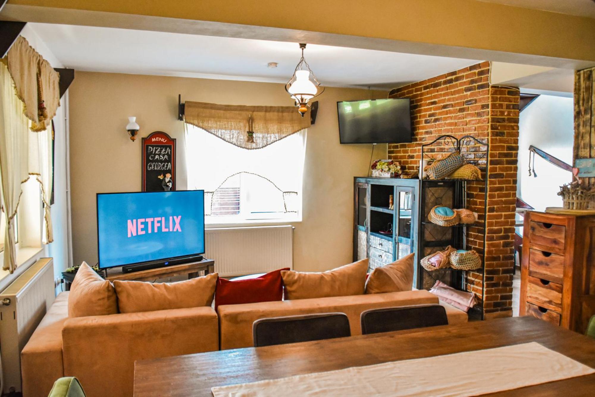 Вилла Casa Georgea Сэчеле Экстерьер фото