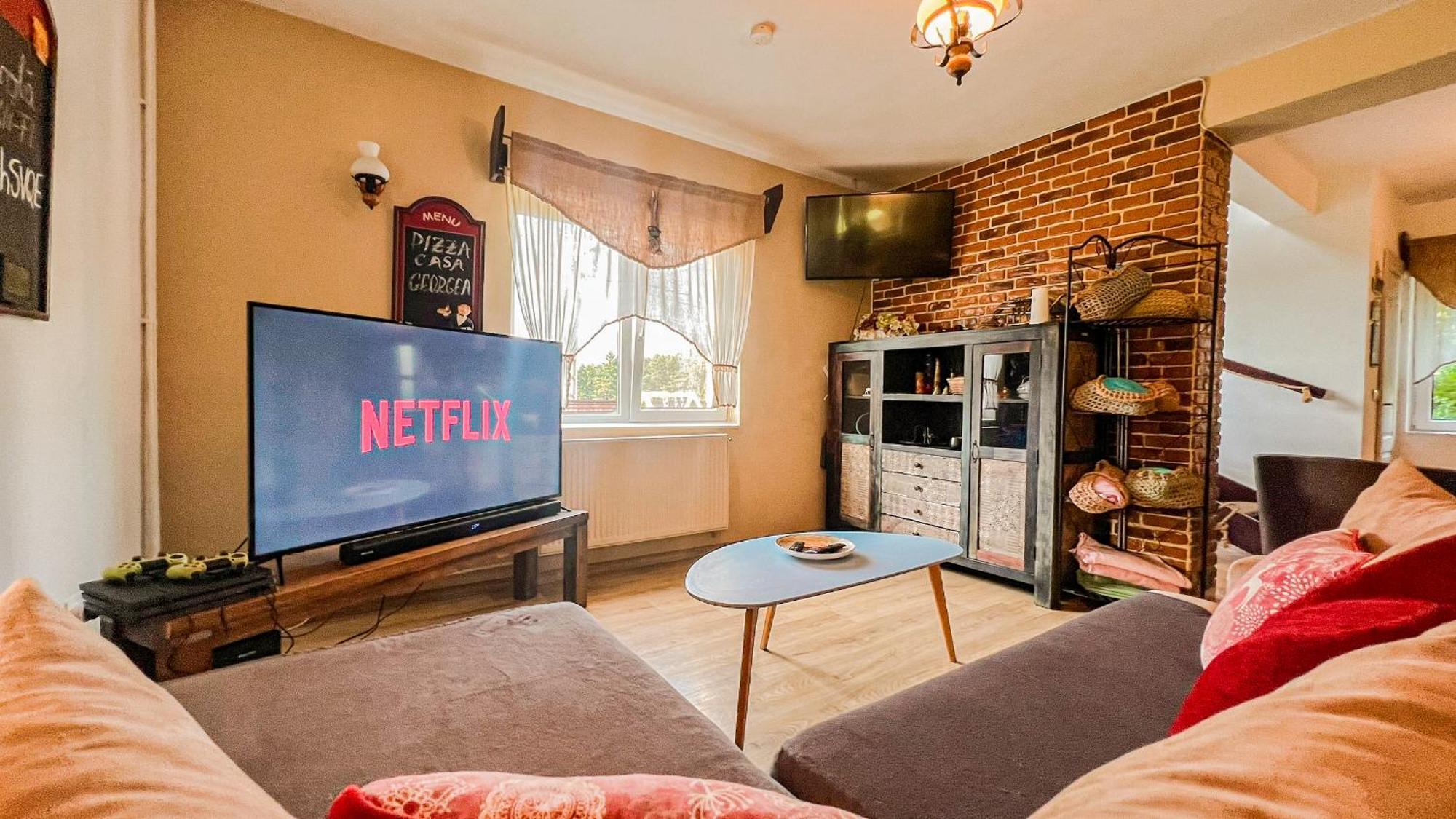 Вилла Casa Georgea Сэчеле Экстерьер фото